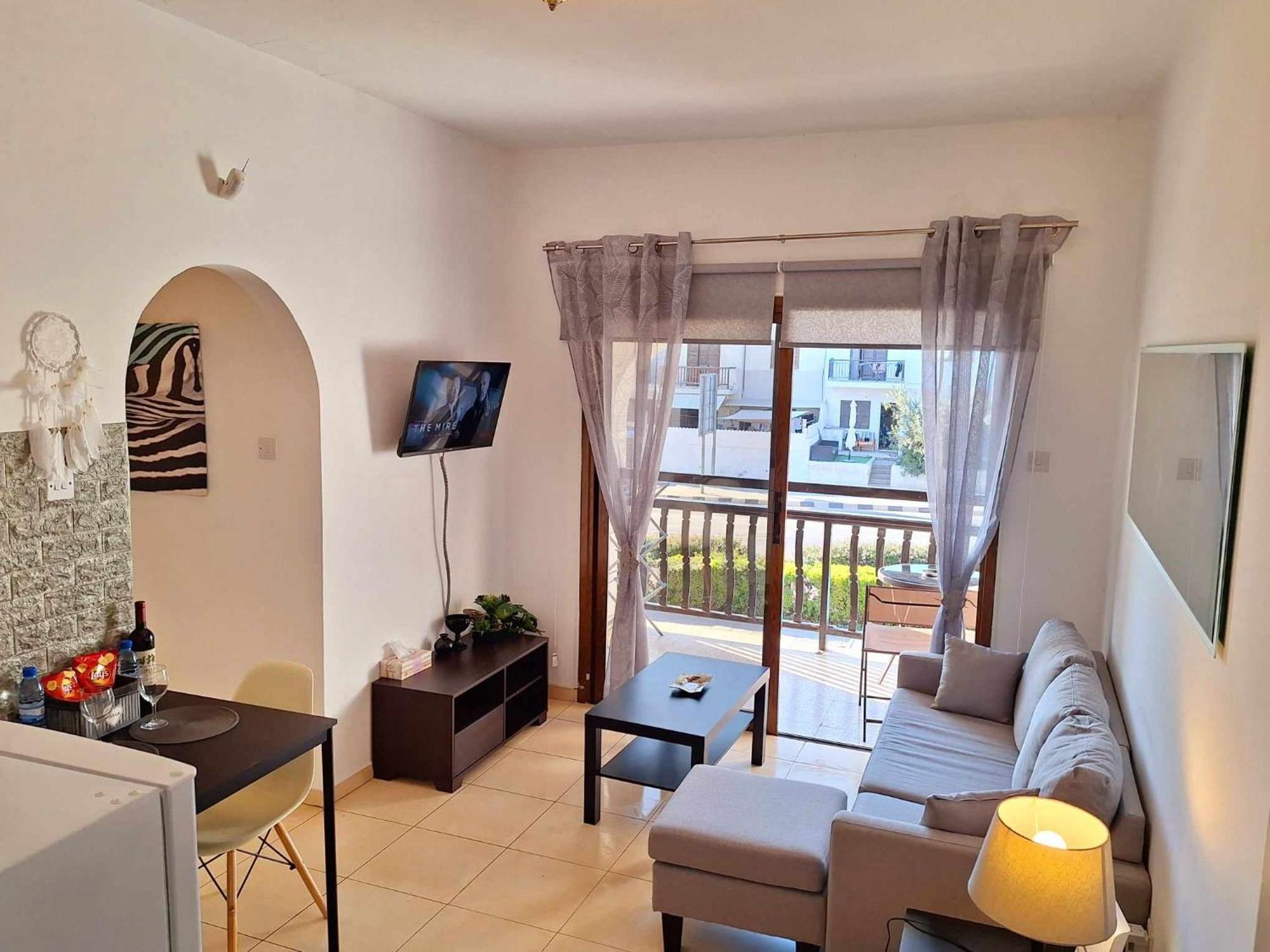 Kato Paphos Apt 400M To The Beach Exterior photo